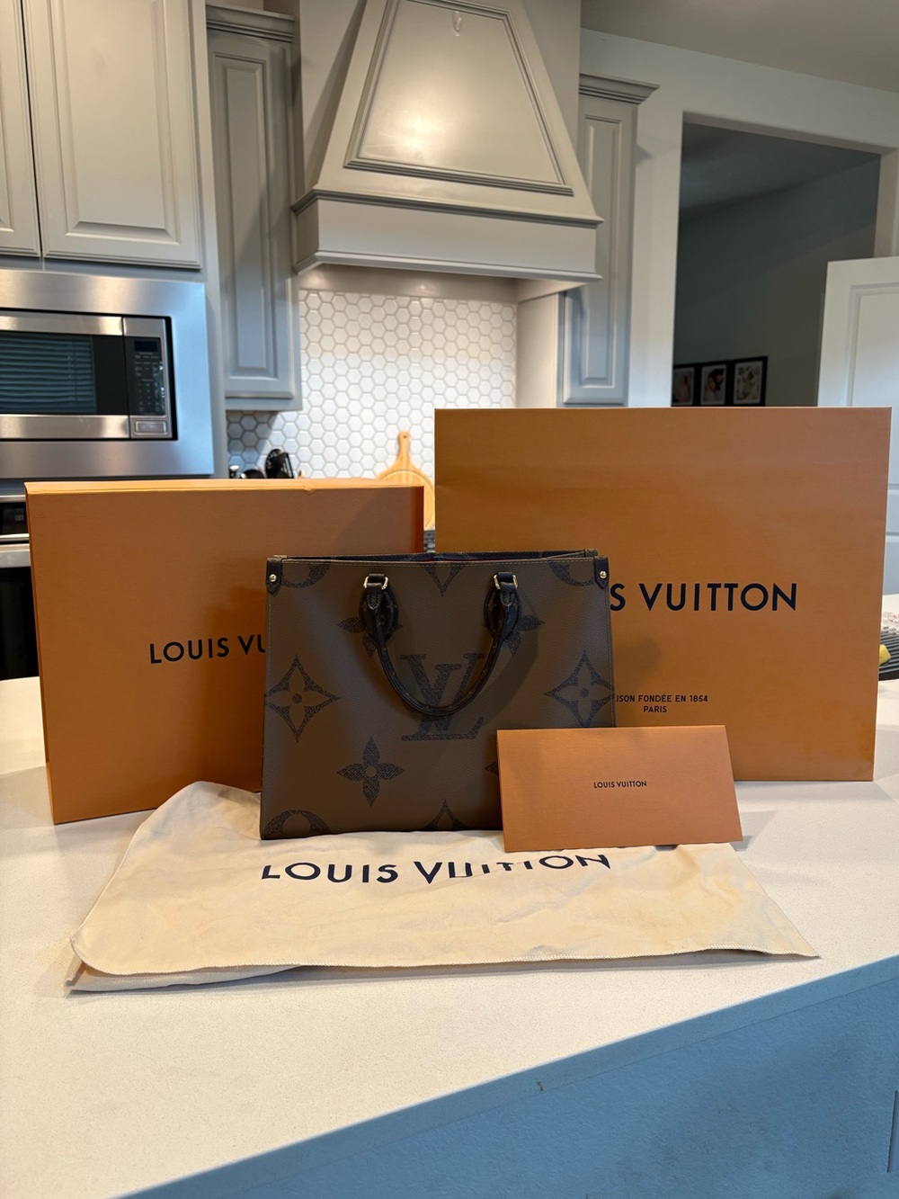 Louis Vuitton Brown Monogram OnTheGo MM Tote
